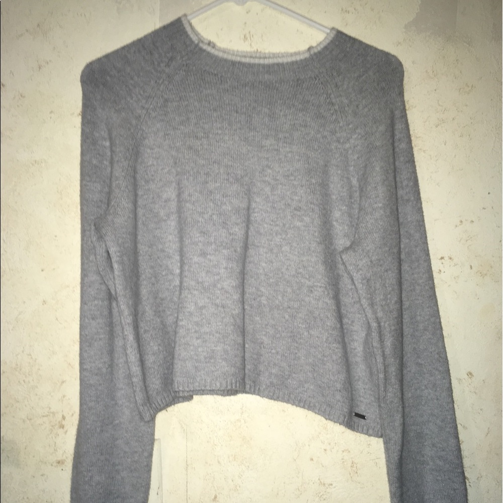 Hollister sweater